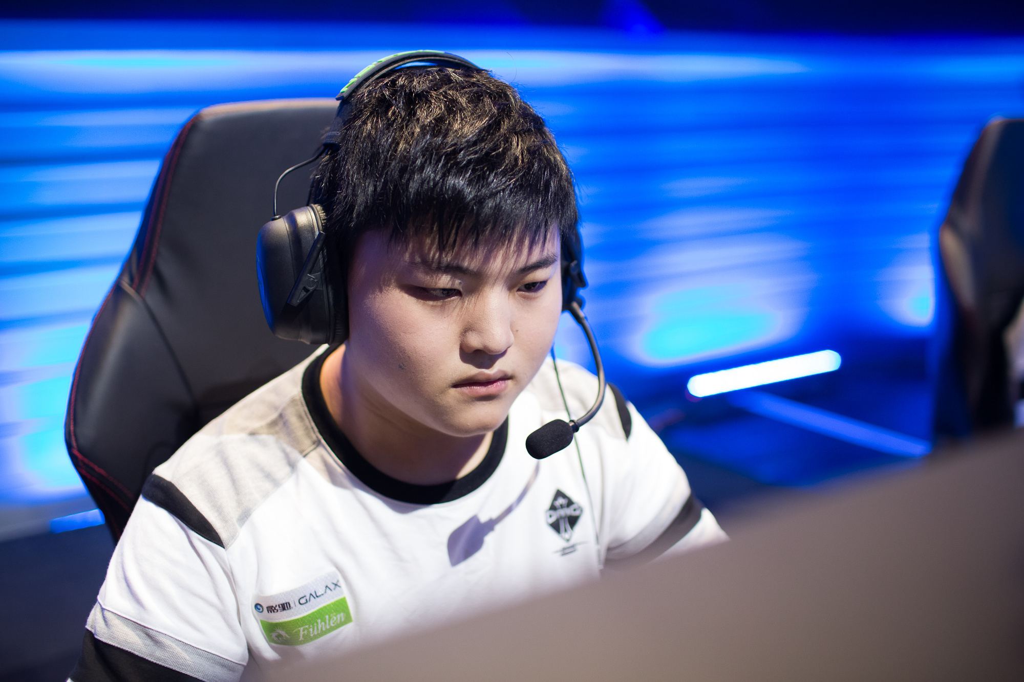 两连后反打 两连后反打