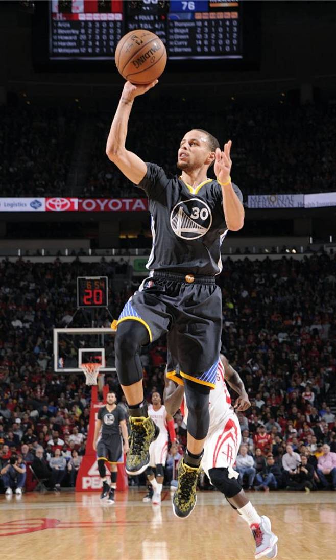 社媒内容中 社媒内容中